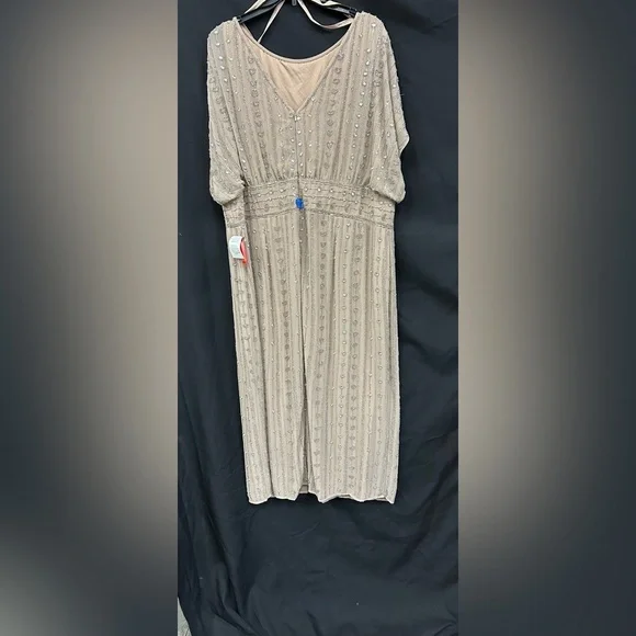 *Flawed Mac Duggal 93649 NWT Beige Embellished Midi Dress - Picture 4 of 6